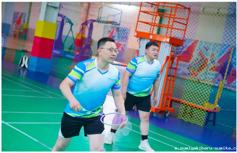 凝心聚力,“羽”你同行丨taptap正网“WIN羽毛球俱乐部”友谊赛顺利举办 凝心聚力,“羽”你同行丨taptap正网“WIN羽毛球俱乐部”友谊赛顺利举办